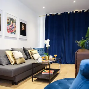 Big Studio Close To Montorgeuil Local Commercial Appartement