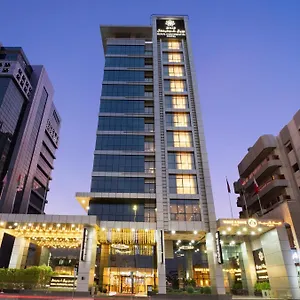 **** فندق رويال كونتيننتال الإمارات العربية المتحدة