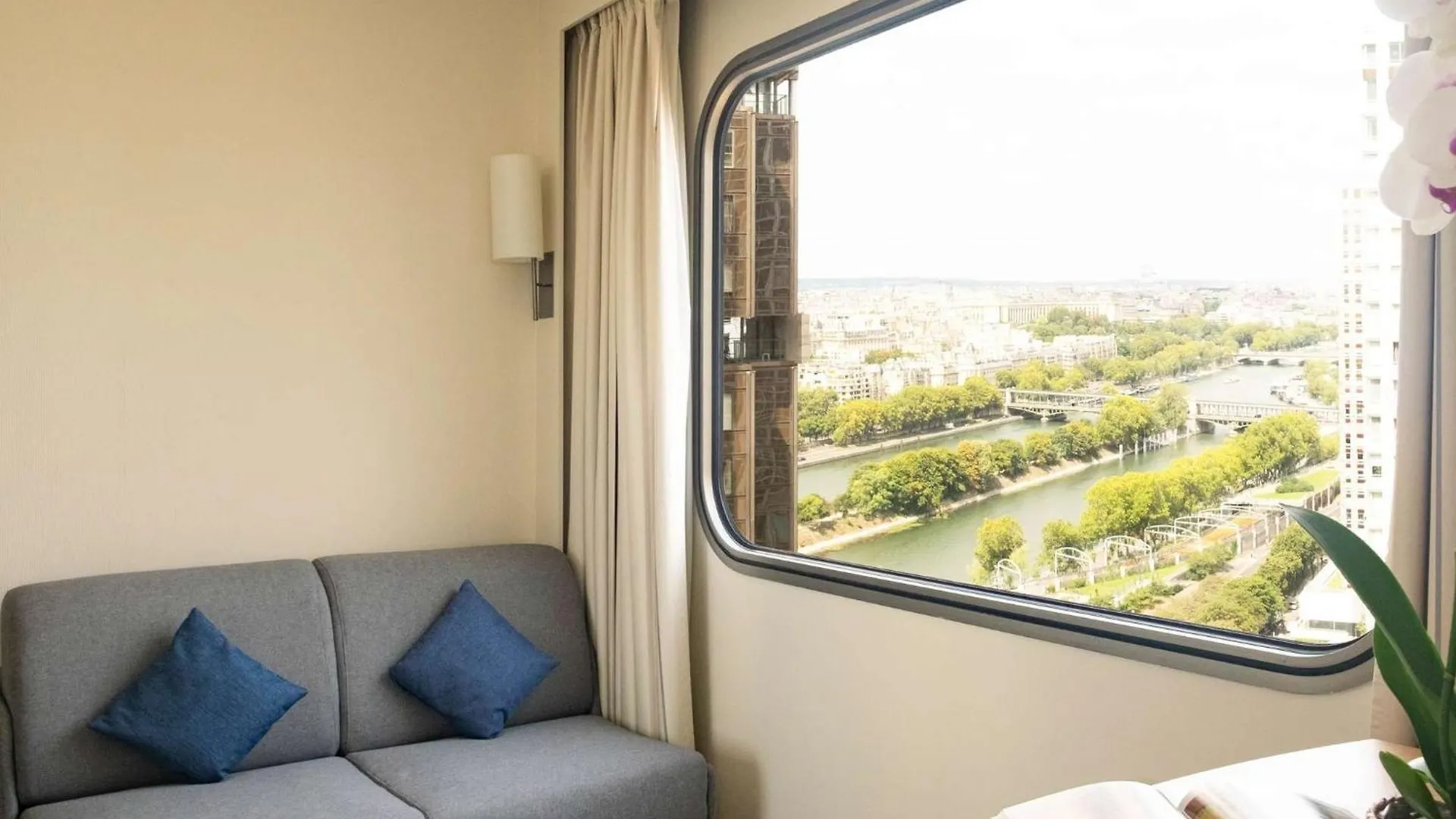 Novotel Paris Centre Tour Eiffel